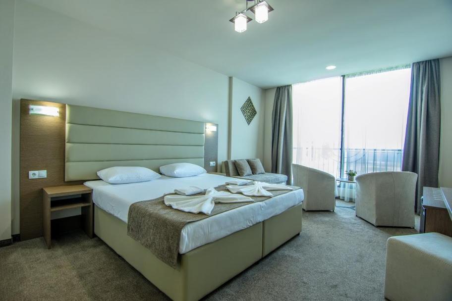 Hotel Magnific Кранево Экстерьер фото