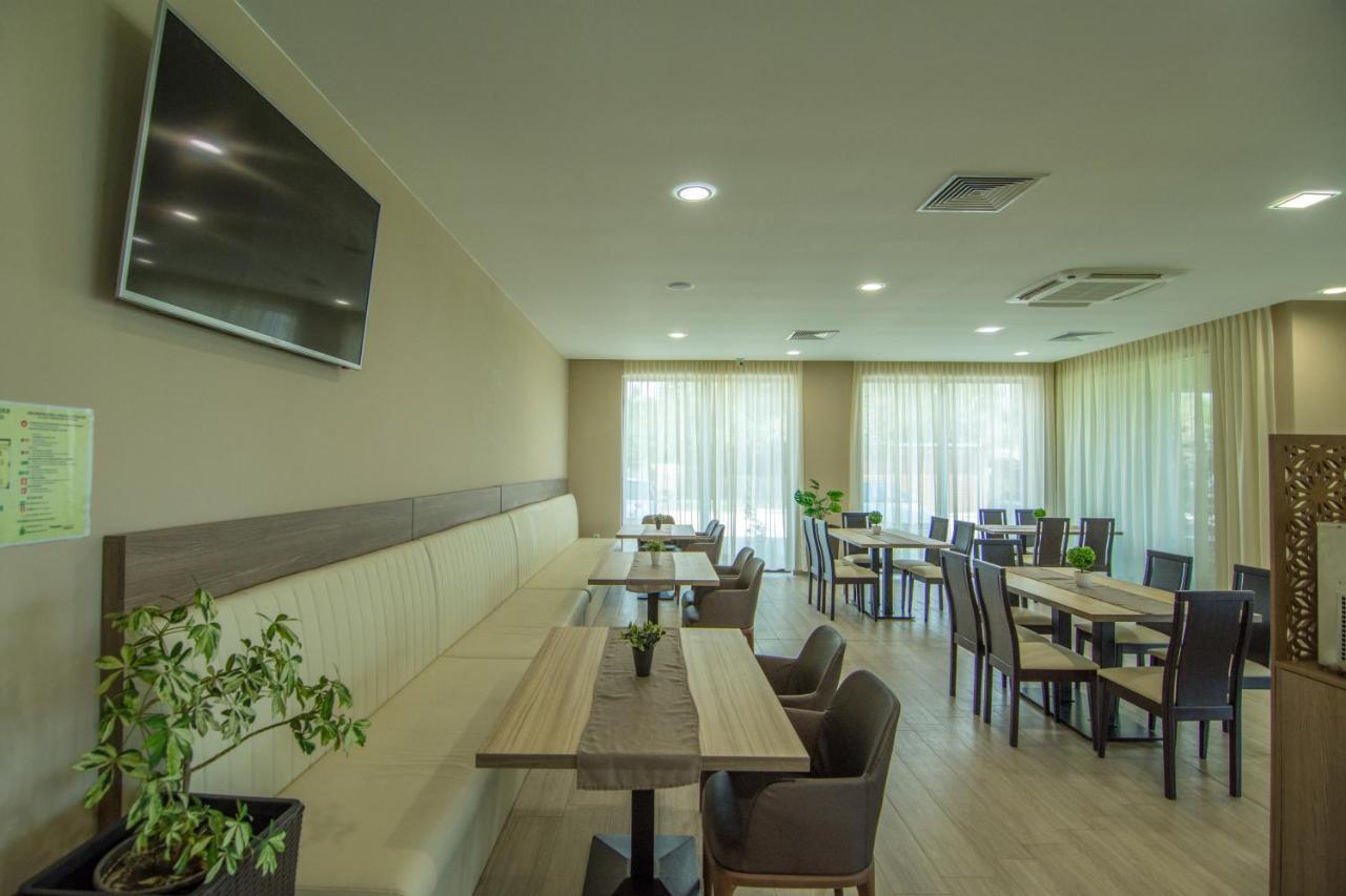 Hotel Magnific Кранево Экстерьер фото